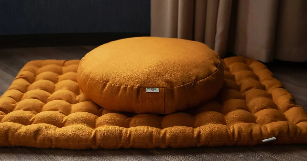 How a Meditation Accessories Manufacturer Can Help You Scale Your Retail Business?